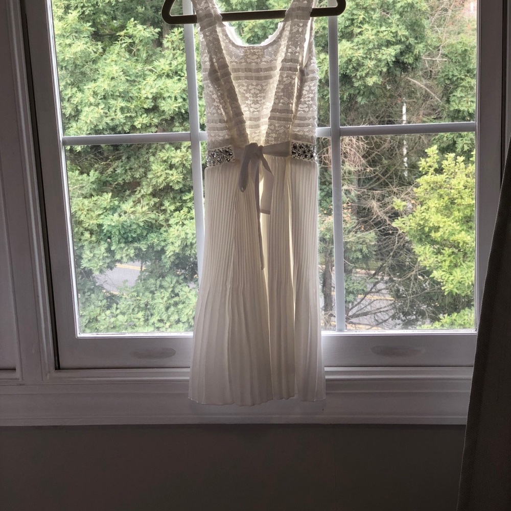 Girls Formal rhinestone dress - Picture 2 of 2